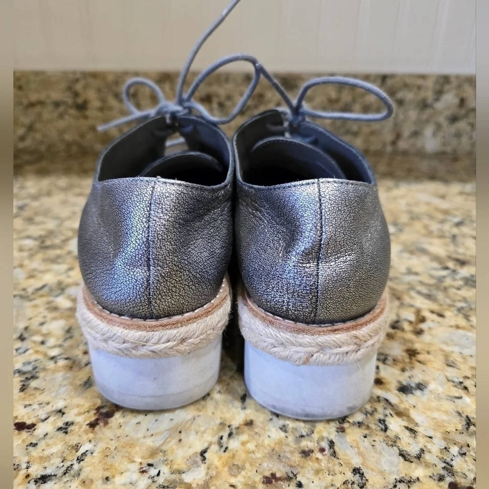 EILEEN FISHER Everly Derby Metallic Silver Leather Laceup Platform Oxford sz 5.5